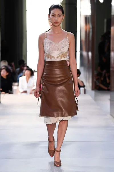 Look 26